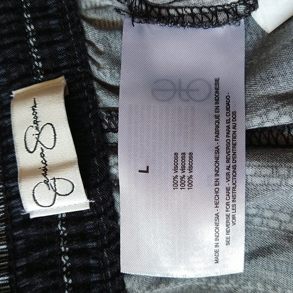 Jessica Simpson cardie stripped pants - Picture 17 of 17